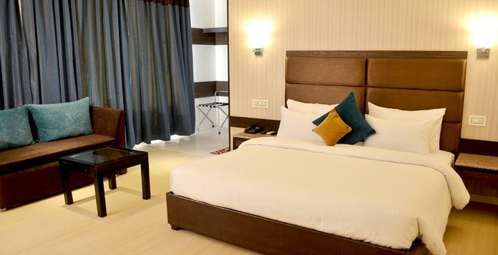 Tulip Inn Zirakpur Екстериор снимка
